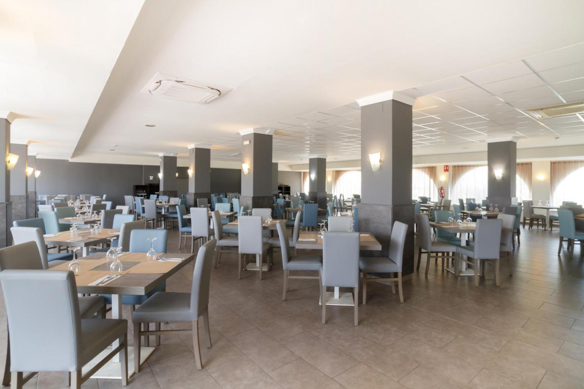 Отель Ibersol Playa Dorada Комарруга Экстерьер фото