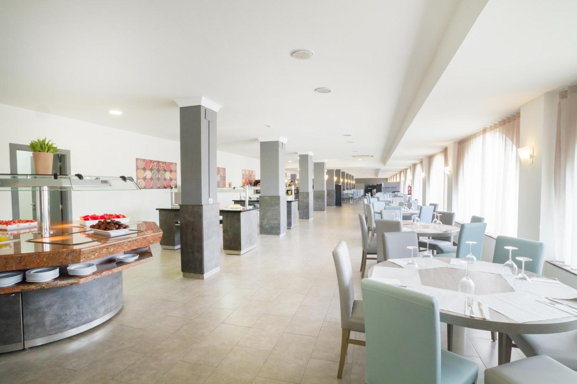 Отель Ibersol Playa Dorada Комарруга Экстерьер фото