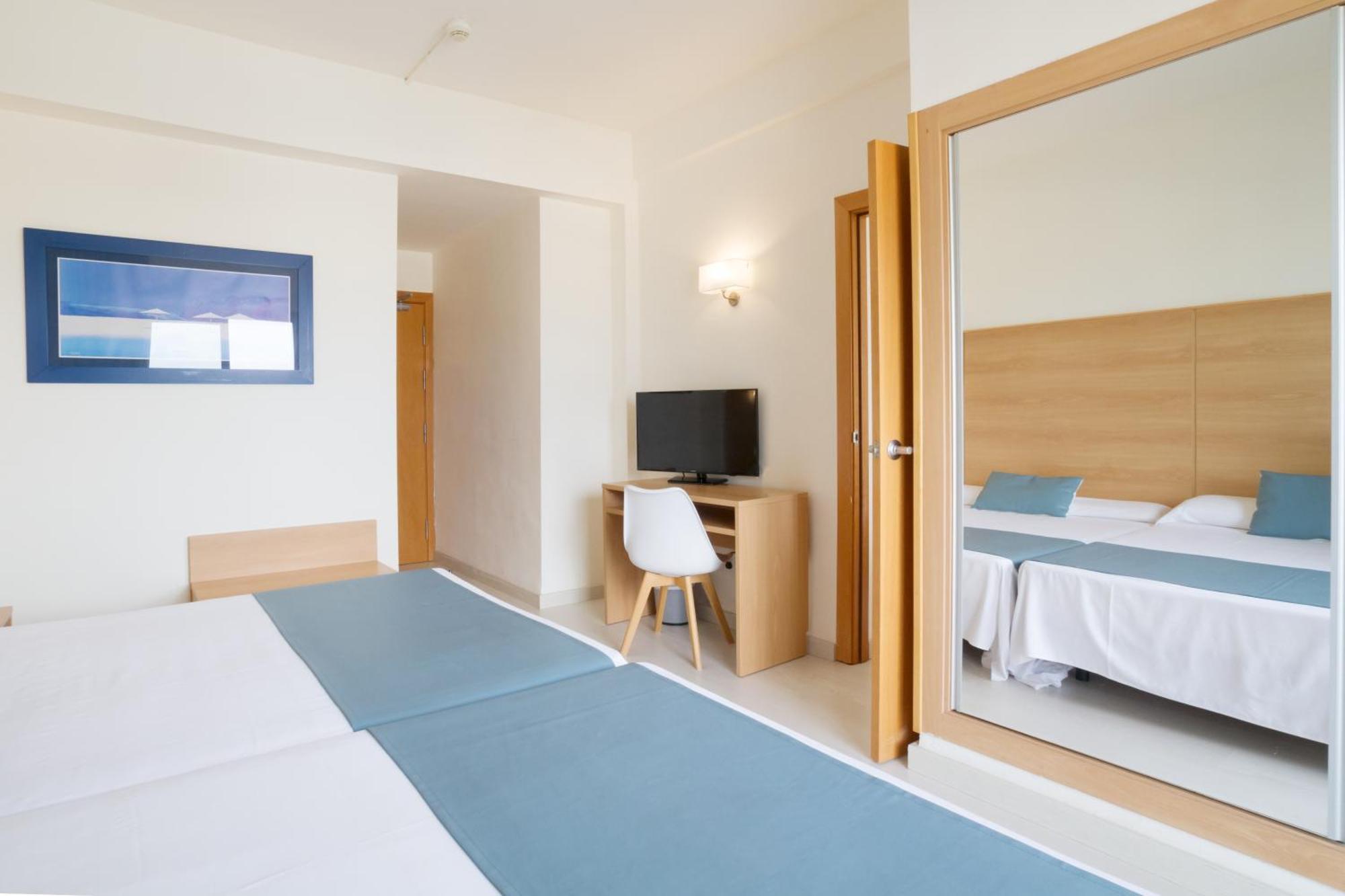 Отель Ibersol Playa Dorada Комарруга Экстерьер фото