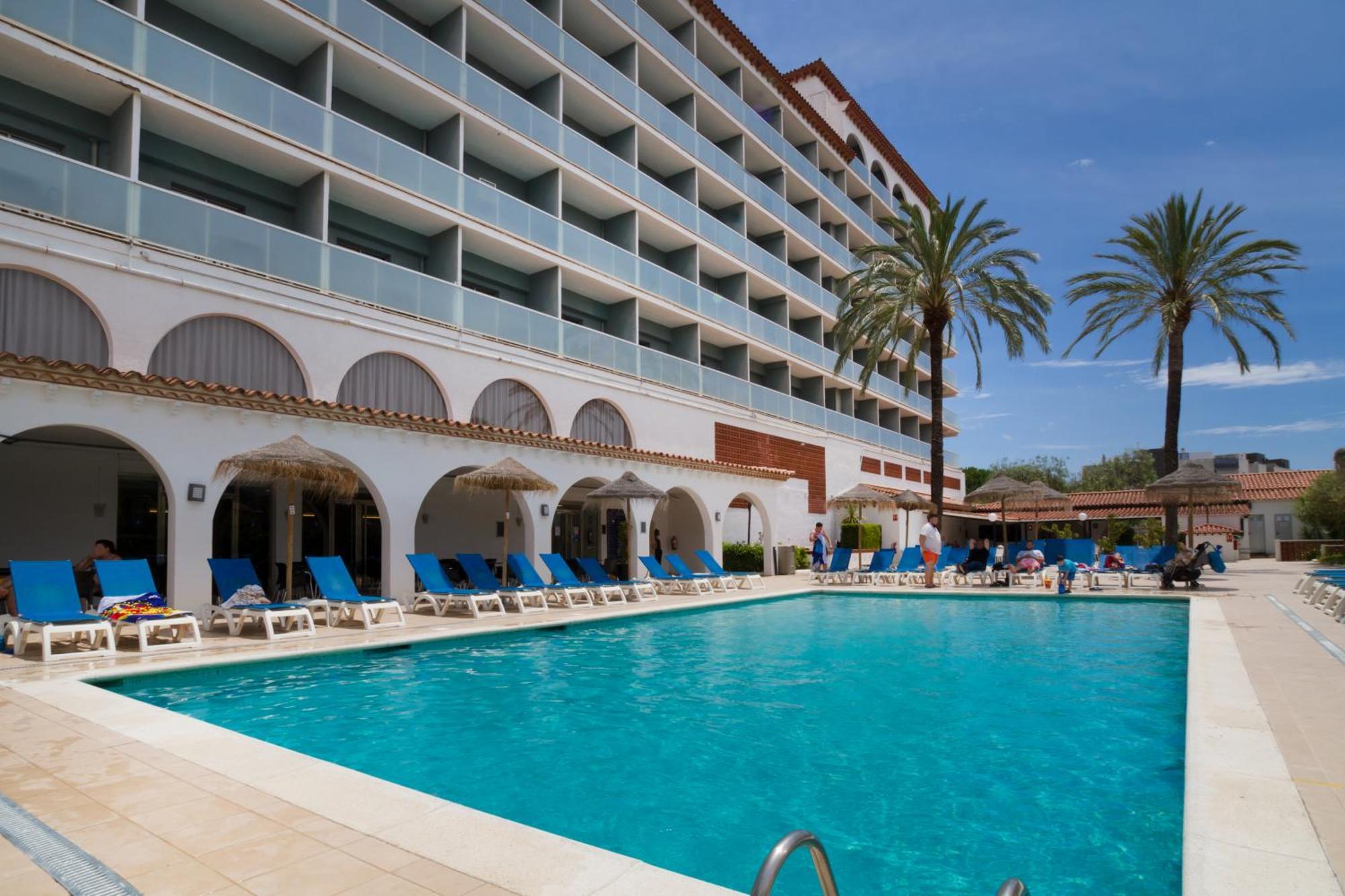 Отель Ibersol Playa Dorada Комарруга Экстерьер фото