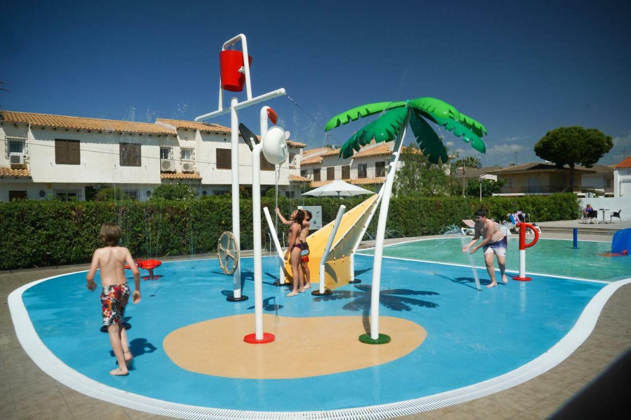 Отель Ibersol Playa Dorada Комарруга Экстерьер фото